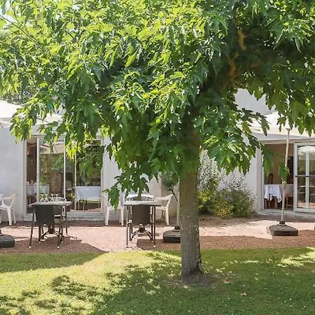 Restaurant Platanes - Kb Group Hotel 2*