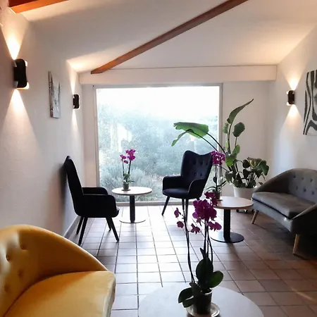 Restaurant Platanes - Kb Group Hotel Etauliers