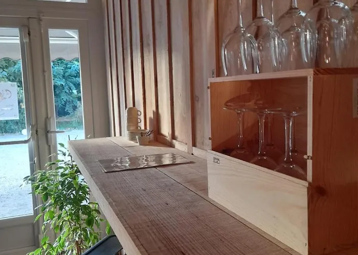 Restaurant Platanes - Kb Group Hotell 2*