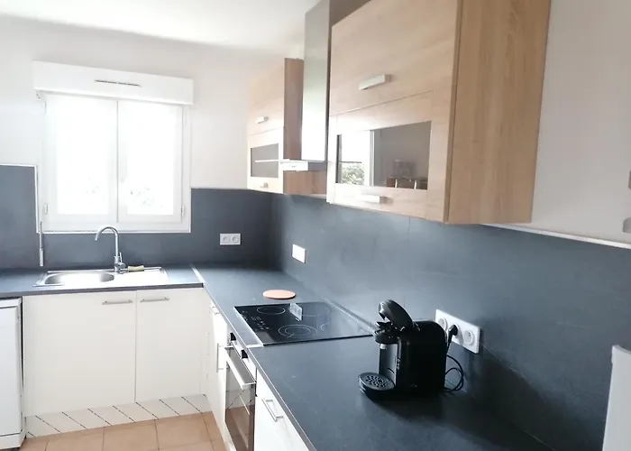 Restaurant Platanes - Kb Group 2* Etauliers